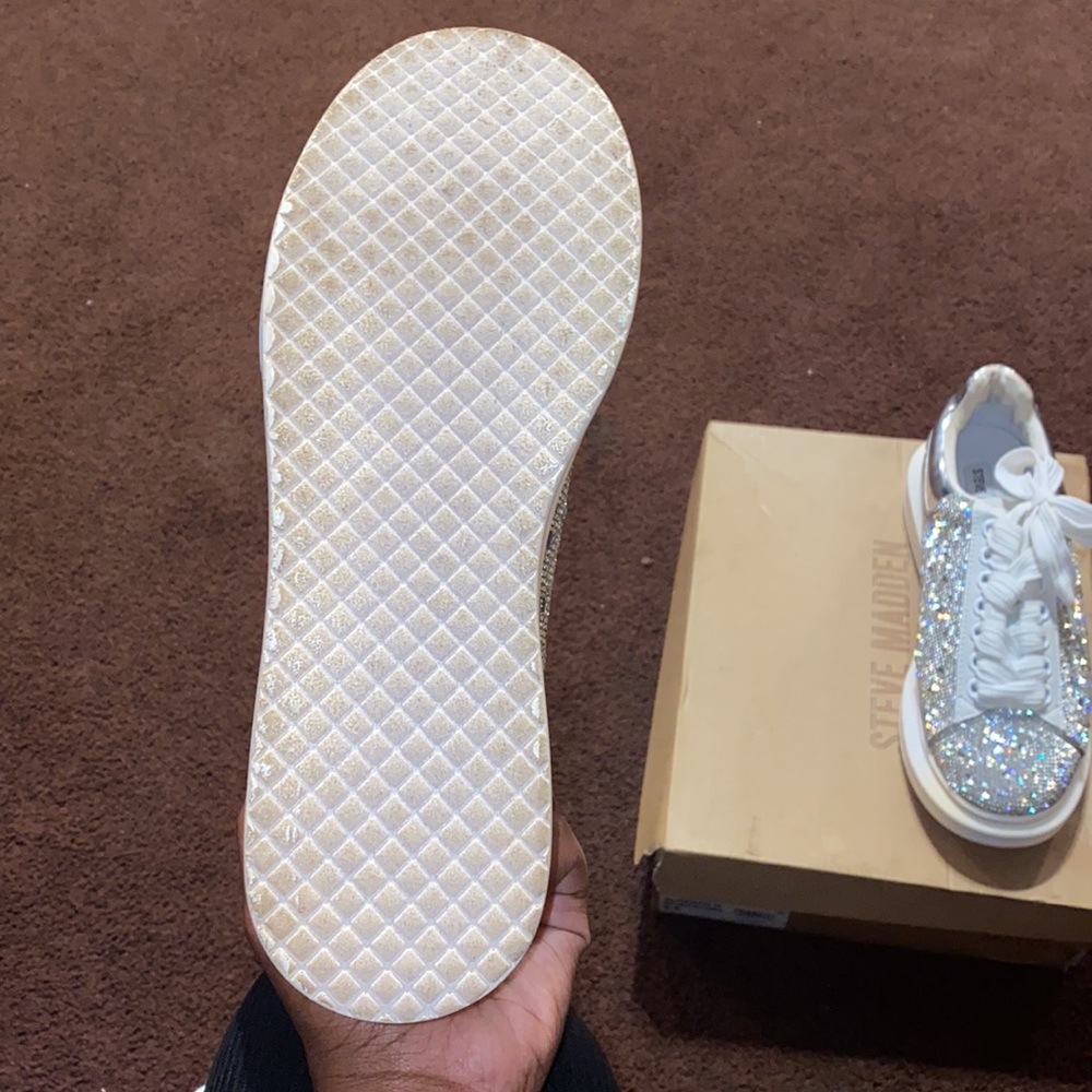 Steve Madden Shoes - Picture 3 of 3